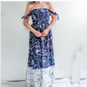 Roz & Ali Floral Tie Shoulder Bow Stretchy Smocked Maxi Dress Size 6